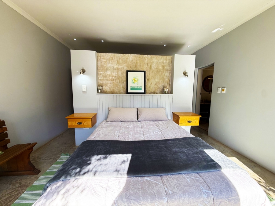 5 Bedroom Property for Sale in Viljoenskroon Rural Free State